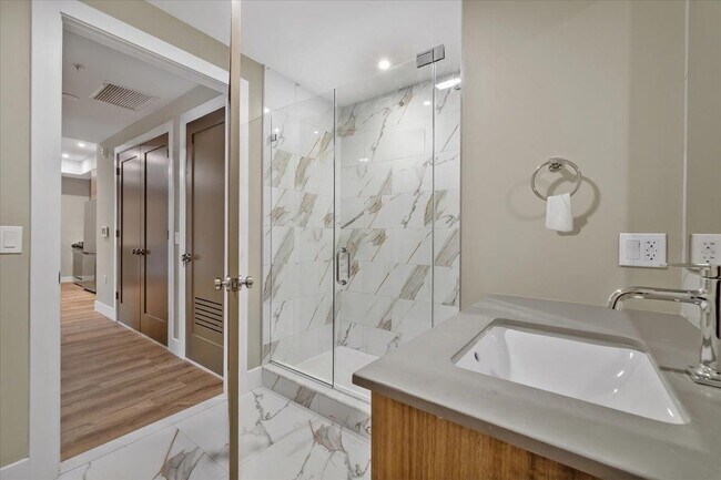 Building Photo - 4237 Bergen Turnpike