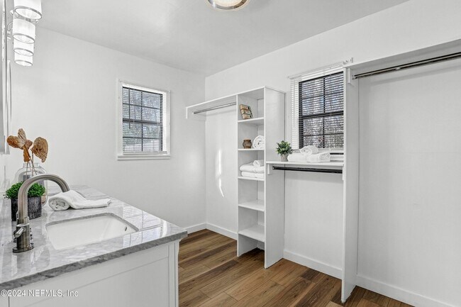 Building Photo - 54221 Cravey Rd