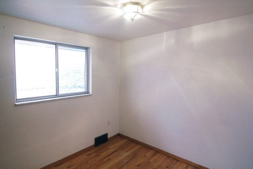 Building Photo - 432 Franklin Ave