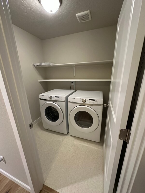 Building Photo - 11398 W Belgrave St