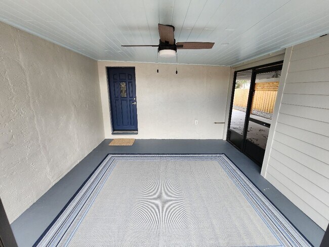 Building Photo - Lovely 3 Bedroom 1 Bath Home
