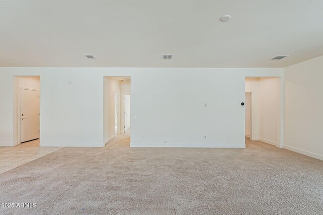 Building Photo - 10962 W Taylor St