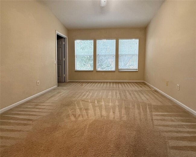 Building Photo - 2865 Polana St
