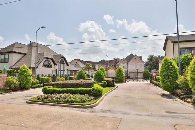 Building Photo - 1107 Ridgecrossing Ln