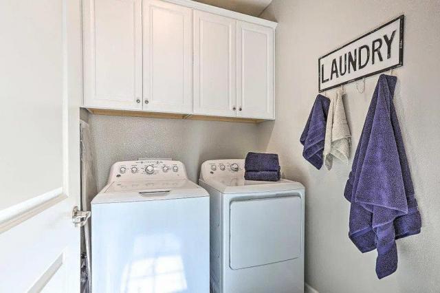 Building Photo - 3 bedroom in Roseville CA 95747