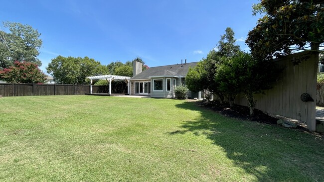 Building Photo - 1120 Revelstroke Ct