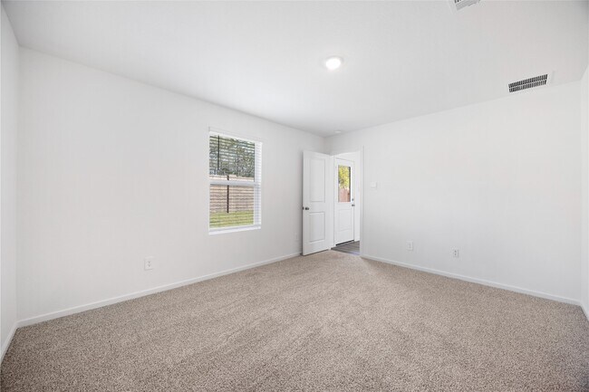 Building Photo - 23235 Teakwood Hills Dr