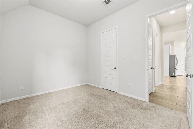 Building Photo - 15818 Weston Ridge Dr