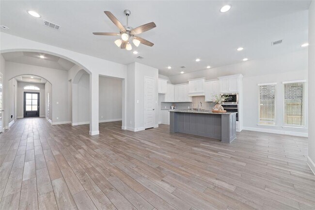 Building Photo - 18402 Ingliston ln