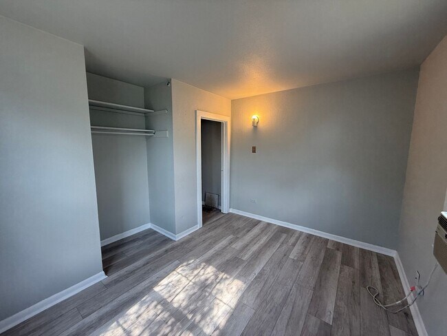 Building Photo - 3003 Venus St