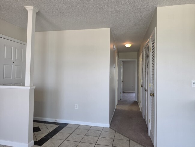 Building Photo - 1448 Tina Dr