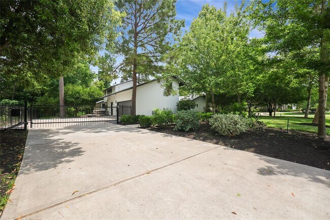 Building Photo - 5510 Harvest Oak Landing Dr