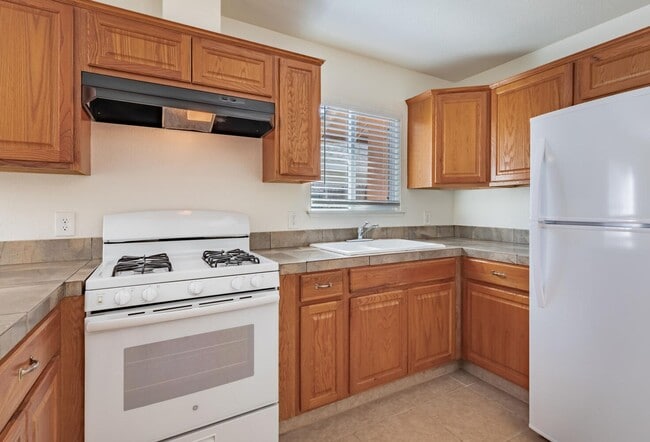 Building Photo - Sanger Home for Rent