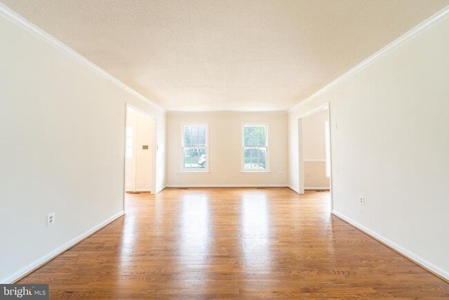 Building Photo - 6503 Deidre Terrace