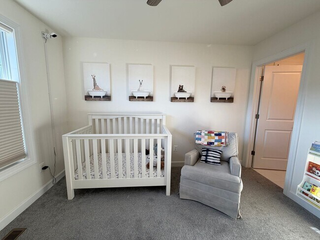 Building Photo - 1078 Delphi Ln