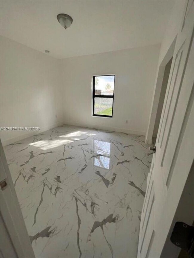 Building Photo - 26515 SW 139th Ave