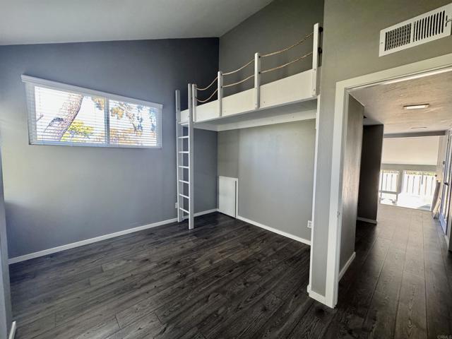 Building Photo - 1837 Milbank Rd