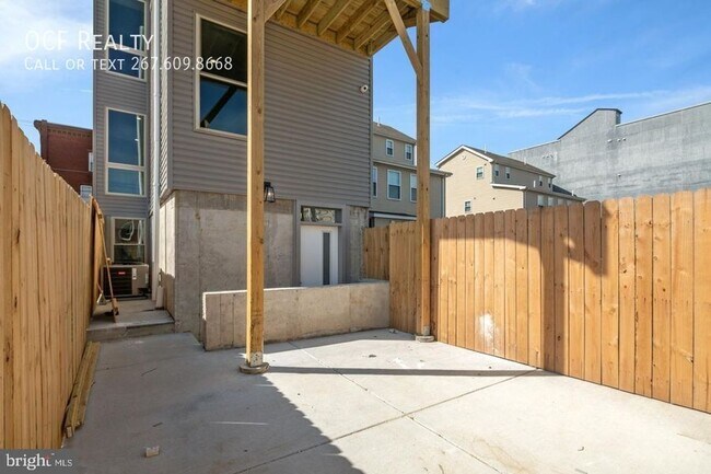 Building Photo - 1603 N Marshall St