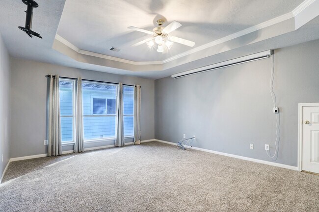 Building Photo - 3808 Armand Dr