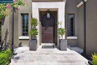 Building Photo - 3898 Happy Valley Rd