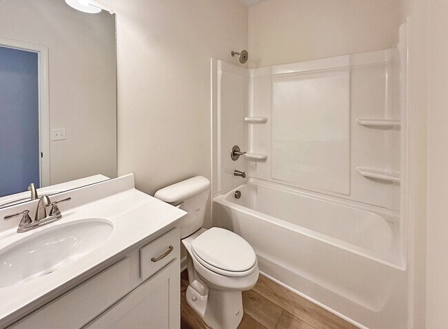 Building Photo - 86 Professional Ct