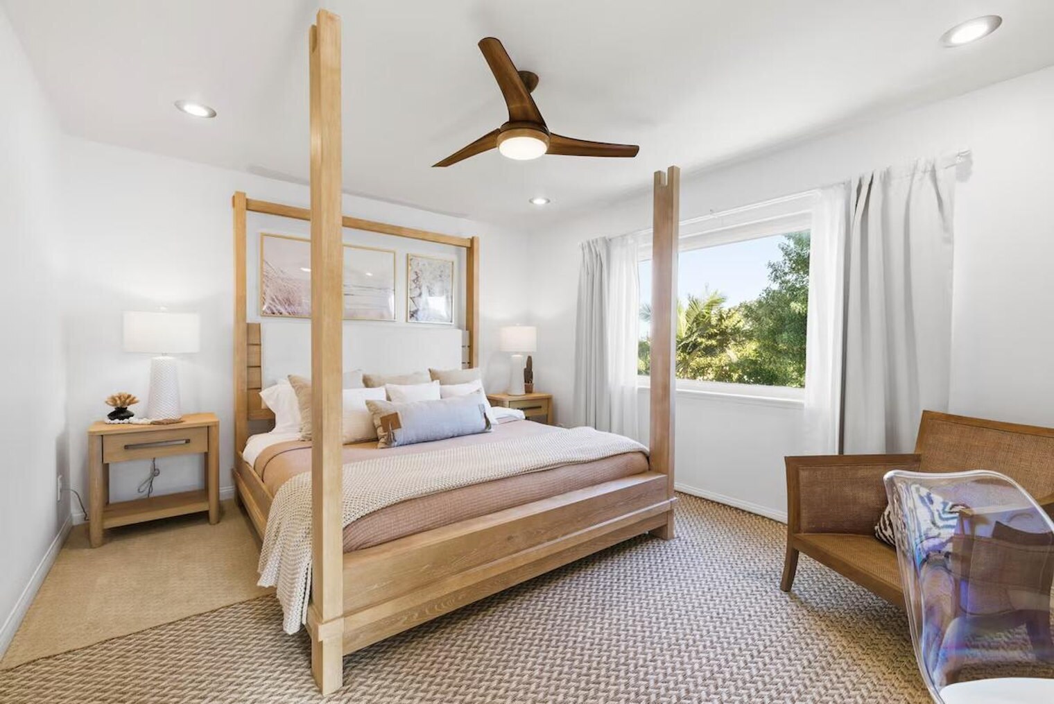 Building Photo - 14261 Mango Dr