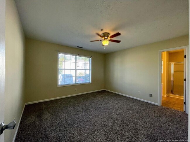 Building Photo - 224 Waterdown Dr