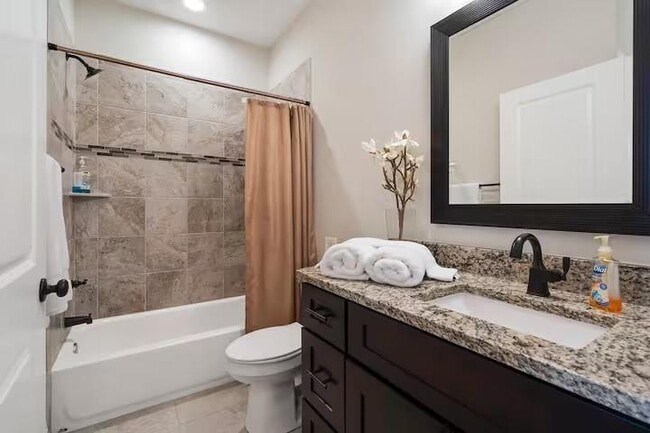 Building Photo - 585 Demarett Dr