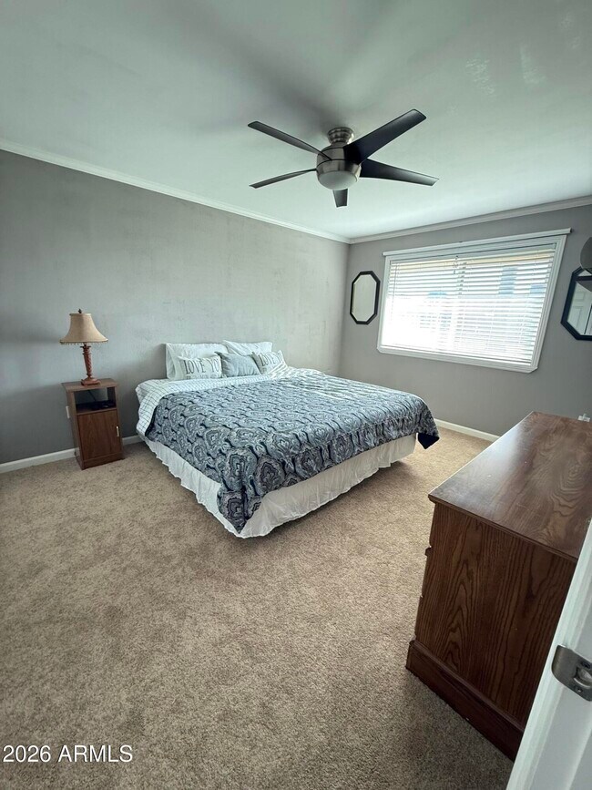 Building Photo - 10659 W Tropicana Cir