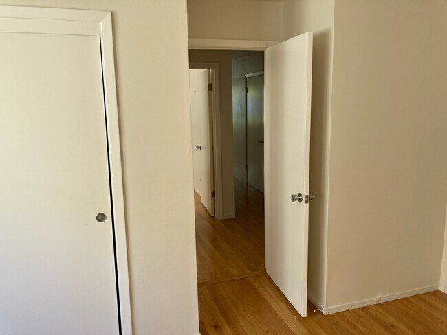 Building Photo - 1423 Walnut St