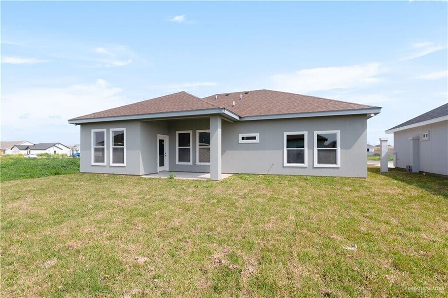 Building Photo - 1008 N Trinity St