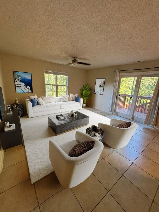 Building Photo - 2BR Condo – Close to UNCW, Wrightsville Be...