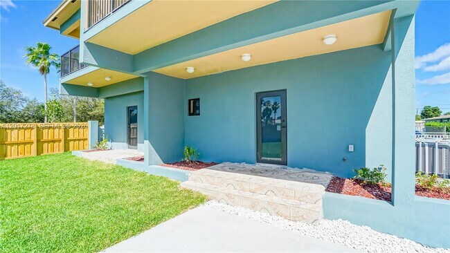 Building Photo - 2190 NW 96th Terrace