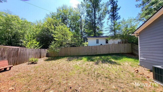 Building Photo - 908 Brighton Rd