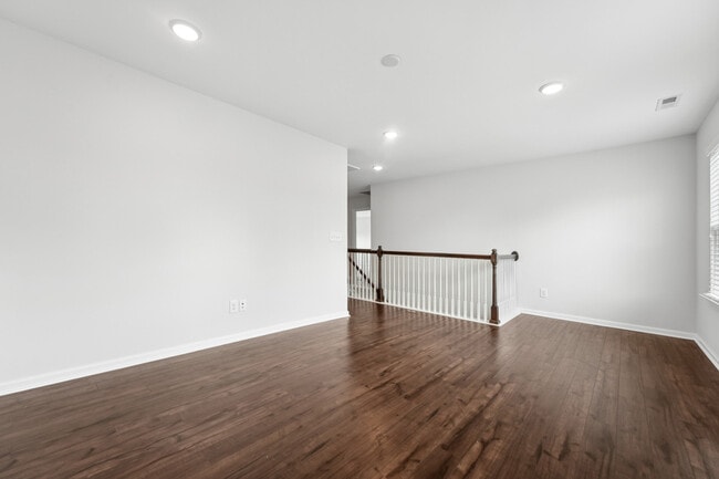 Building Photo - 3352 Bordwell Ridge Dr