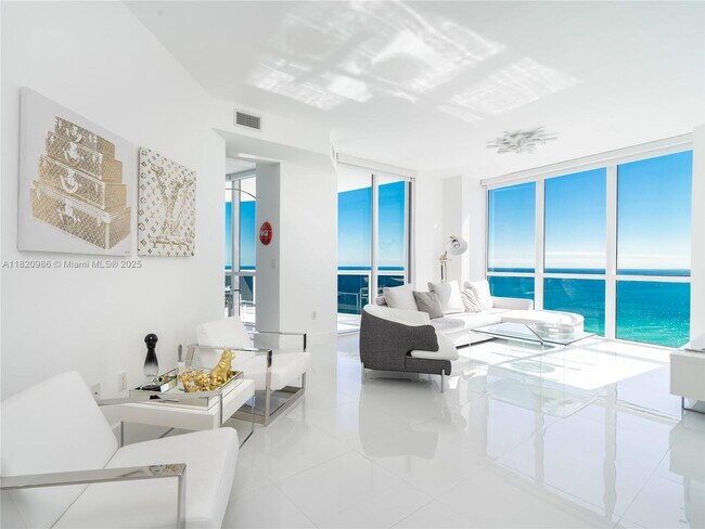 Primary Photo - 18201 Collins Ave