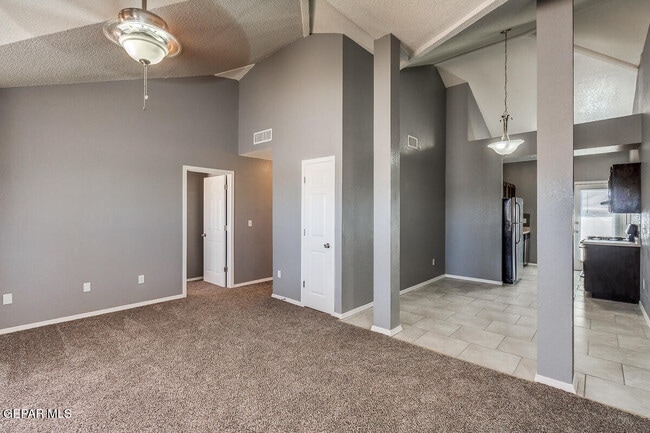 Building Photo - 14240 Bryce Dr