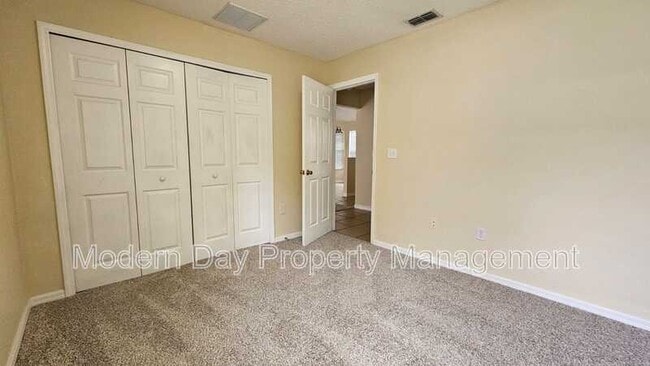 Building Photo - 10368 Lansfield St