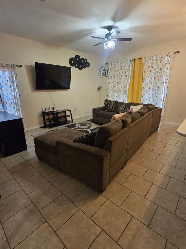 Building Photo - 2500 Baykal Dr