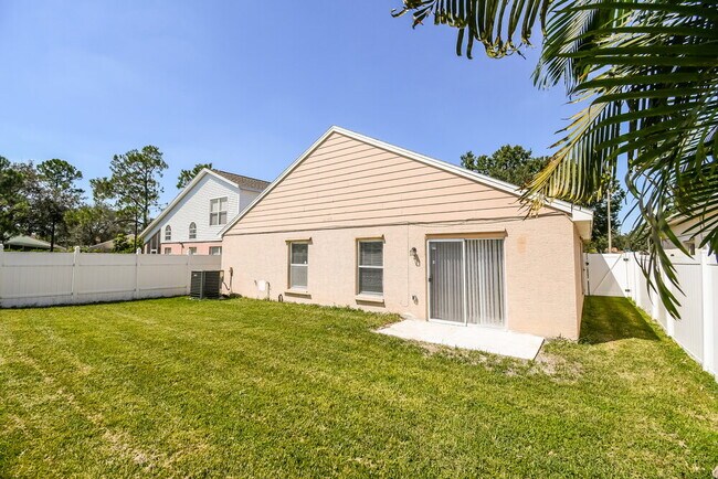 Building Photo - 11641 Kenley Cir