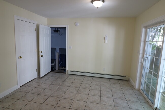 Building Photo - 38 Storer St