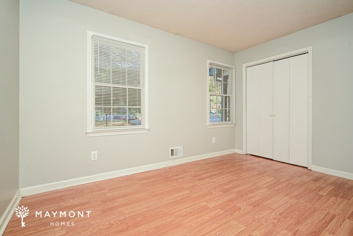 Building Photo - 353 Sherwood Cir SE