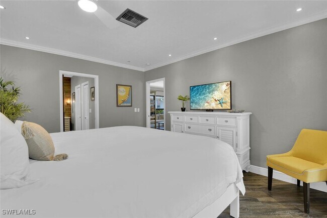 Building Photo - 167 Torrey Pines Point