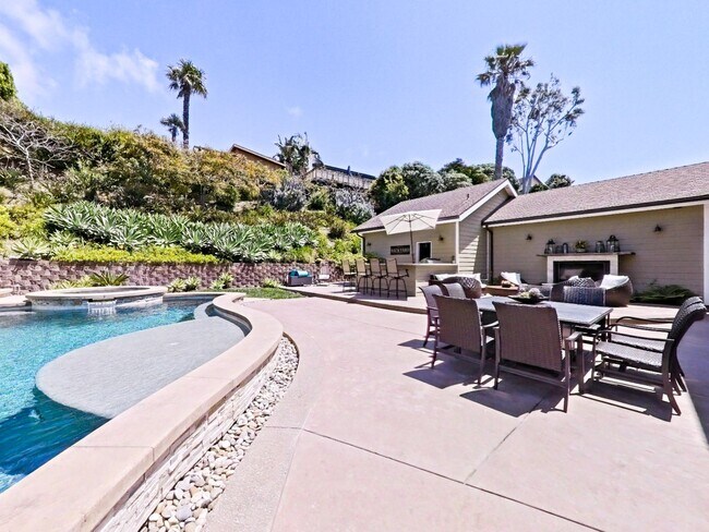 Building Photo - 33702 Calle Conejo