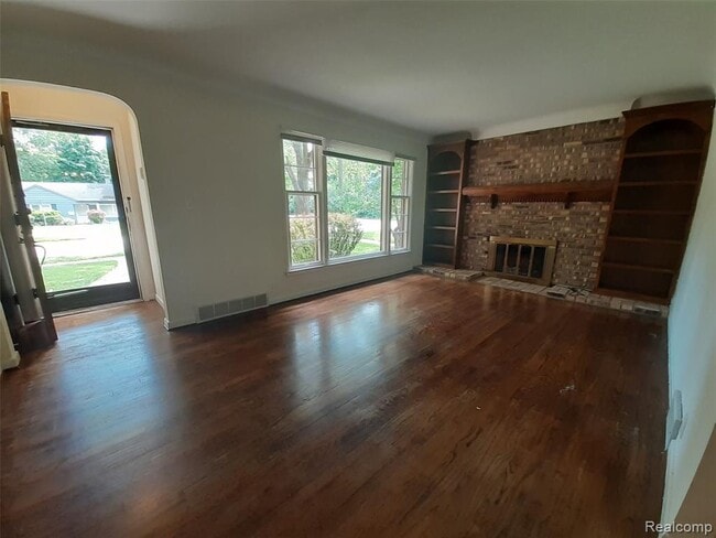 Building Photo - 4418 S Verona Cir