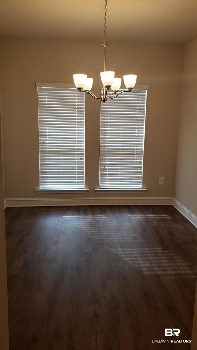 Building Photo - 24490 Kipling Ct