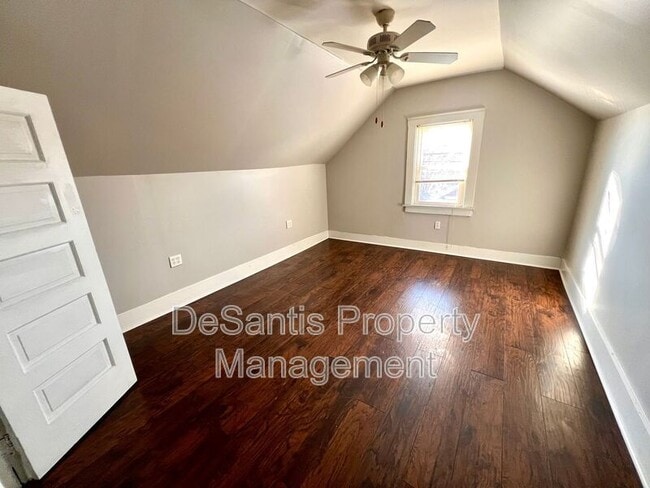 Building Photo - 1108 Beaver Rd