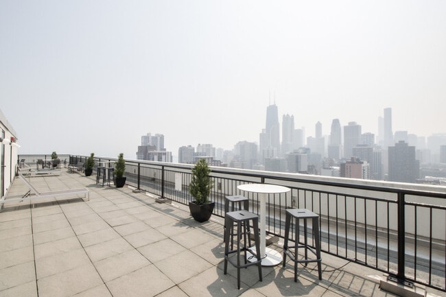 Building Photo - 88 W Schiller St