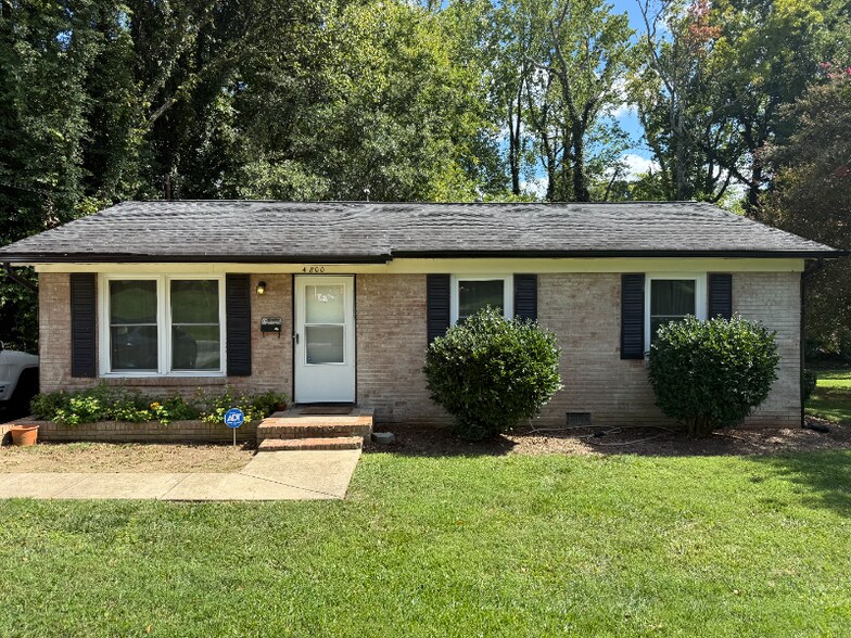 Building Photo - 4800 Springview Rd