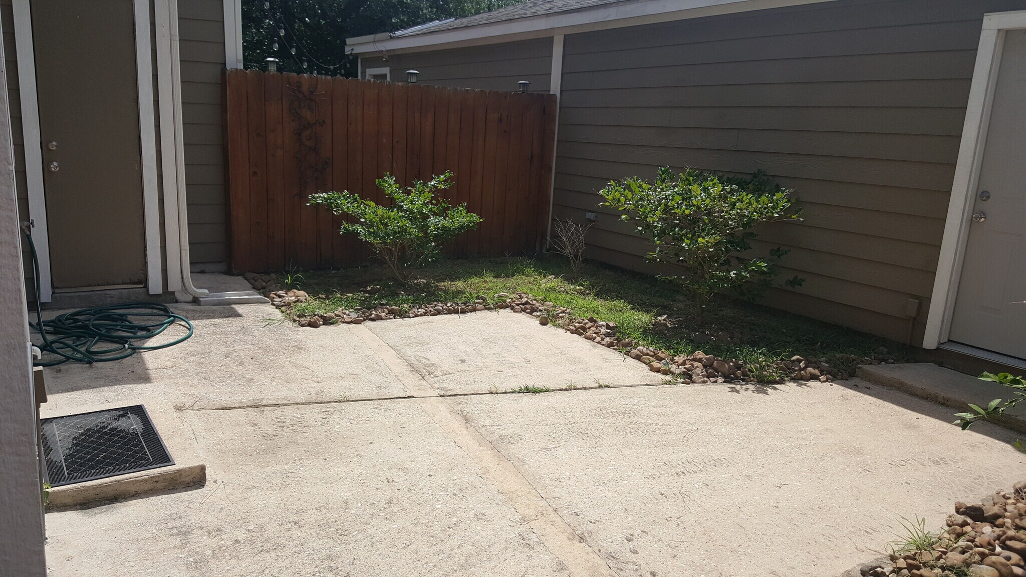 Building Photo - 2107 Rustling Trees Way